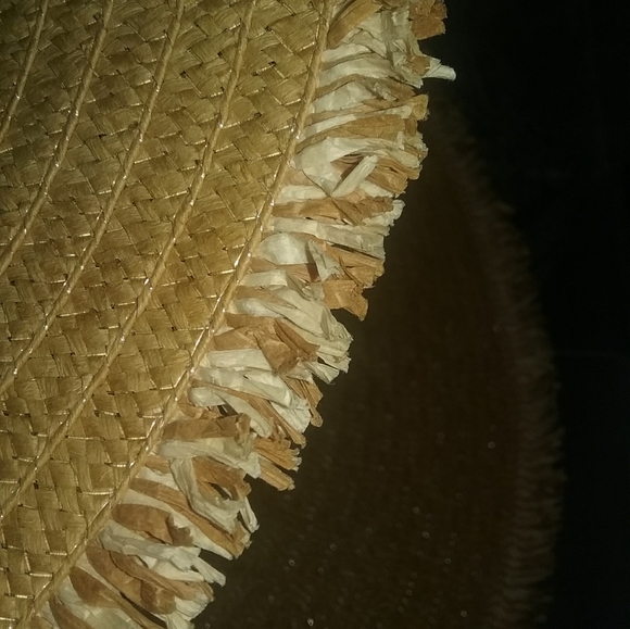 Big Floppy Straw Sun Hat - 8 inch brim all around - Picture 3 of 5